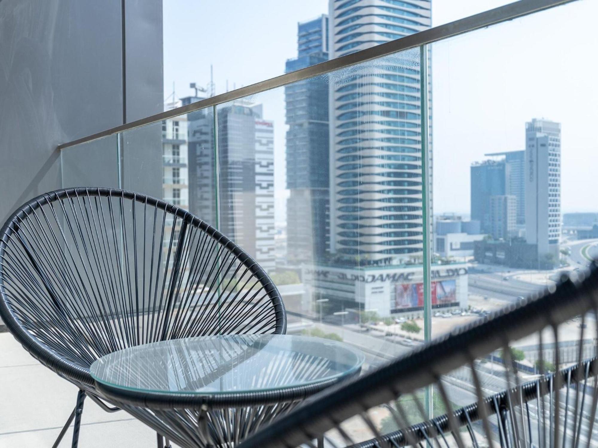 Luxurious Stylish Apartments Across Dubai Mall Burj Khalifa City Views 外观 照片