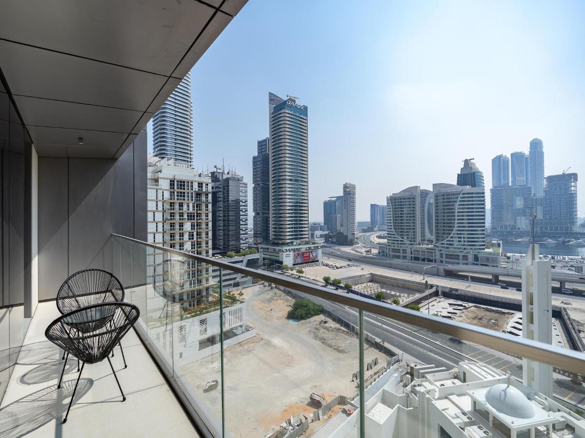 Luxurious Stylish Apartments Across Dubai Mall Burj Khalifa City Views 外观 照片