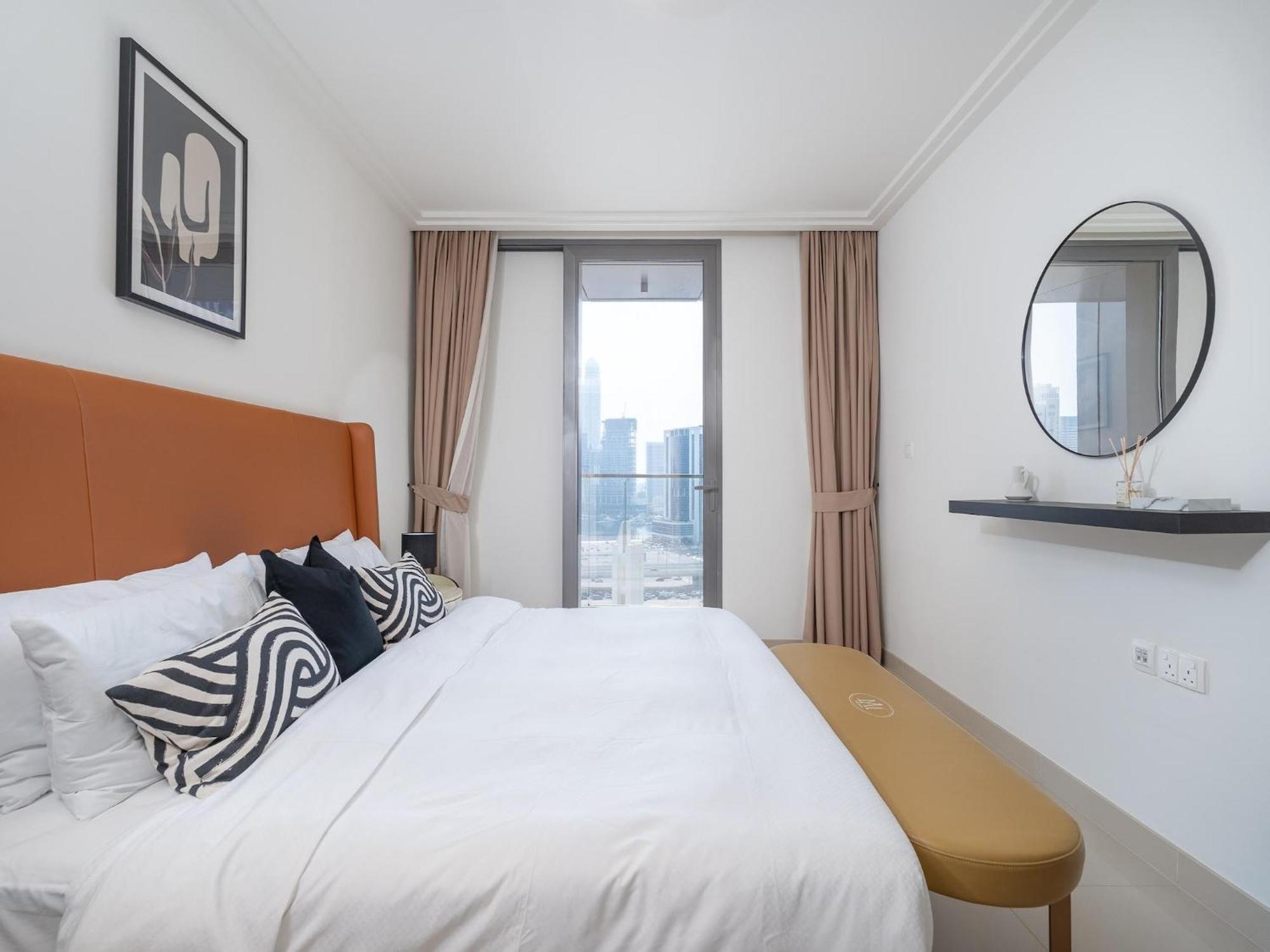 Luxurious Stylish Apartments Across Dubai Mall Burj Khalifa City Views 外观 照片