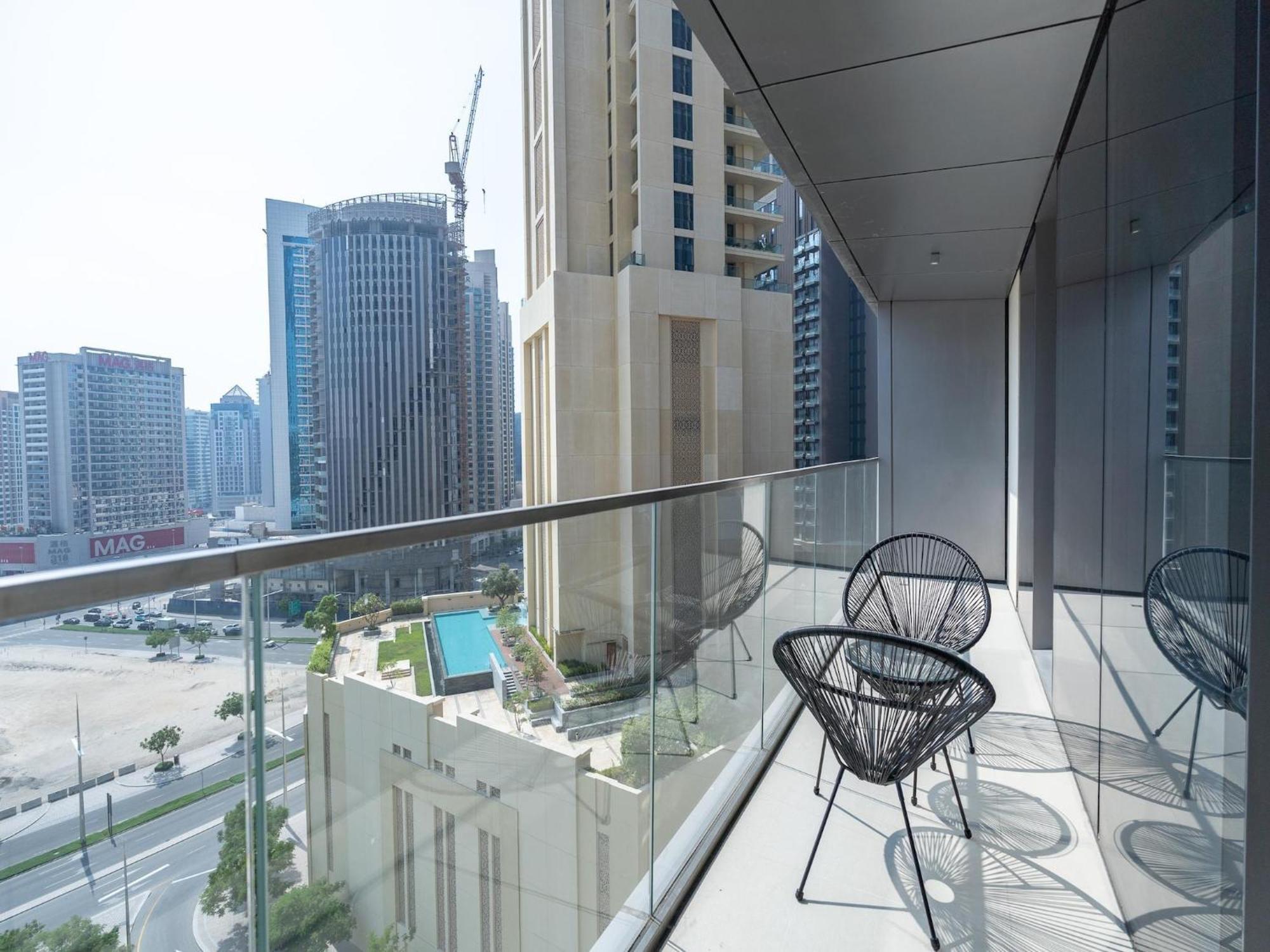 Luxurious Stylish Apartments Across Dubai Mall Burj Khalifa City Views 外观 照片