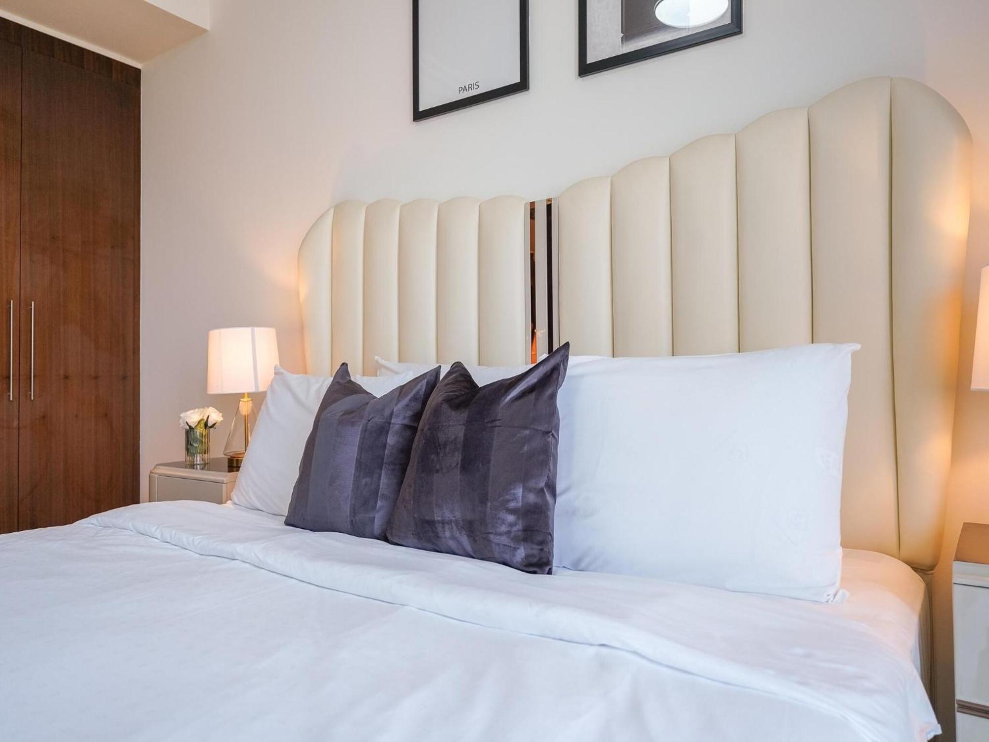Luxurious Stylish Apartments Across Dubai Mall Burj Khalifa City Views 外观 照片